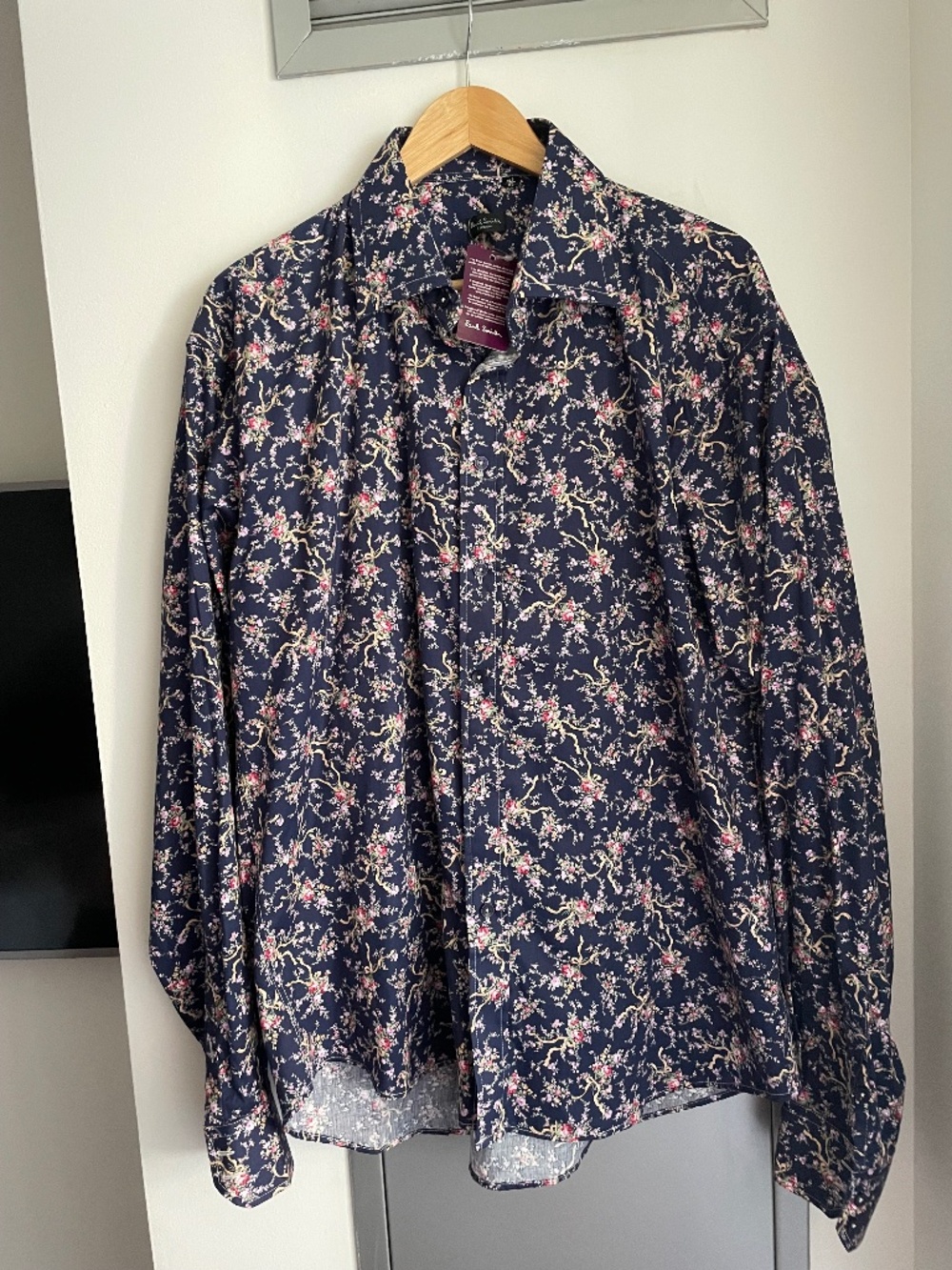 New Paul Smith shirt. Size 18/5 or 45